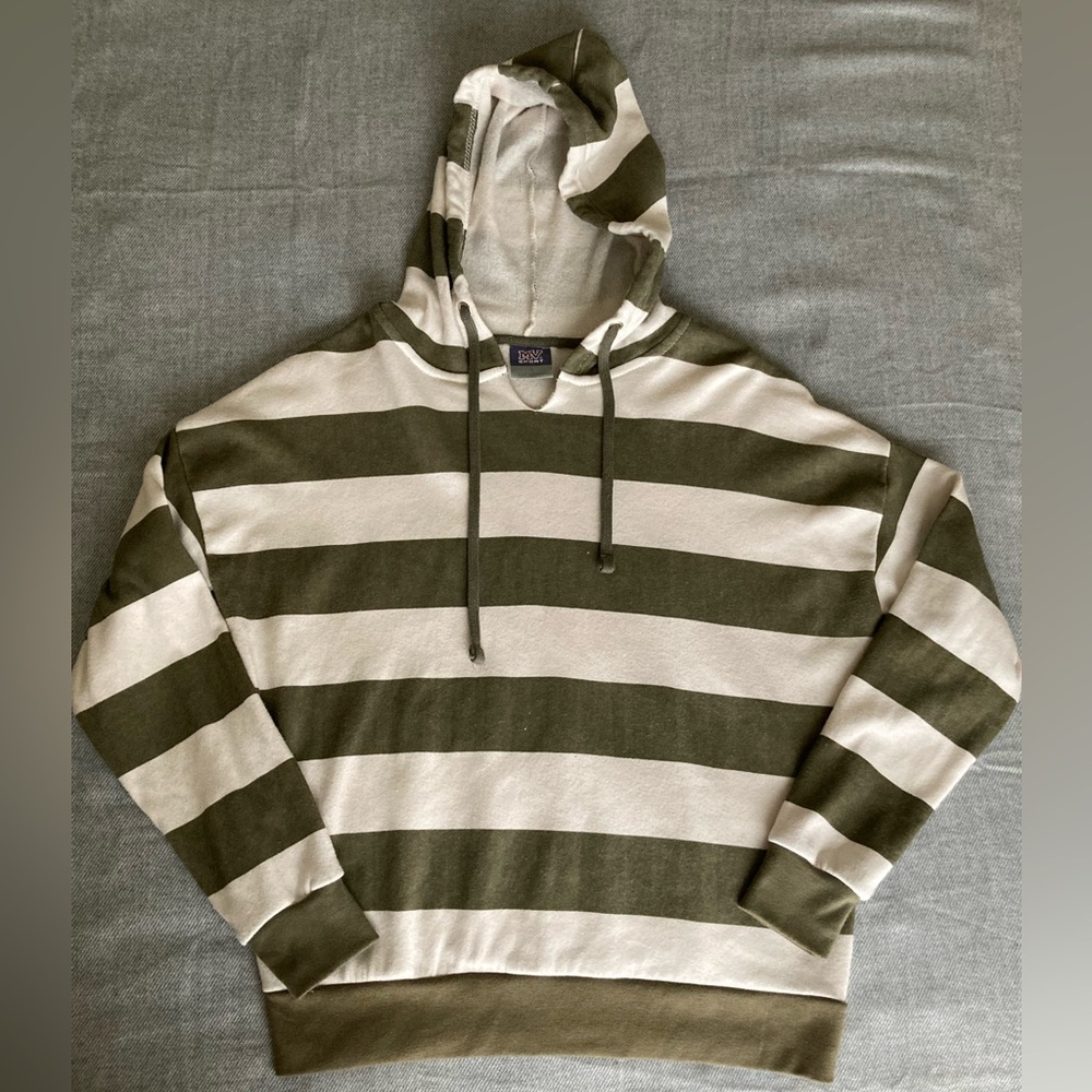✨ 5/$15 Womens Striped Hoodie- Olive/Cream